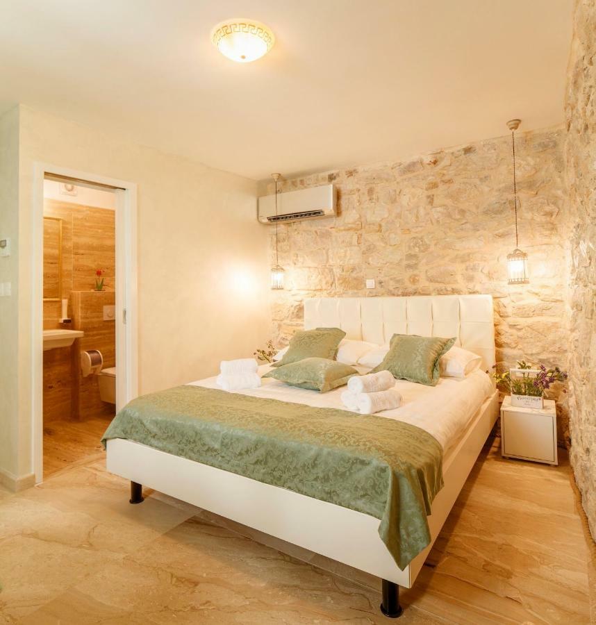 Penzion Stone House Luxury 4*