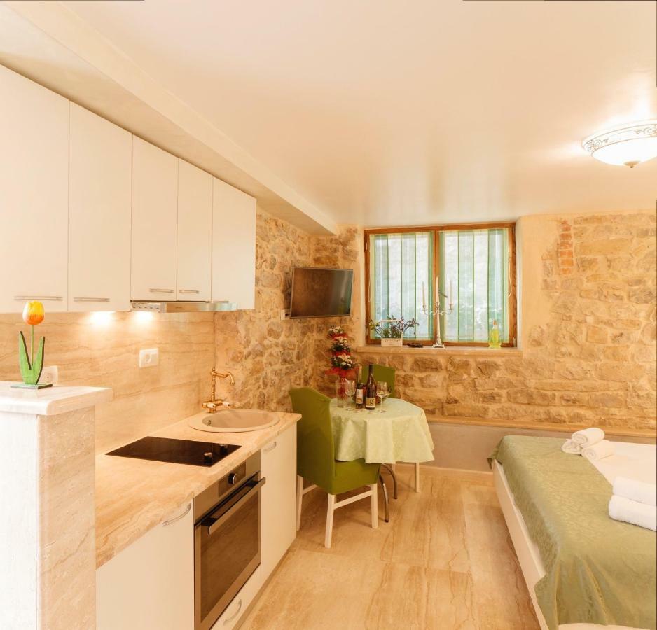Stone House Luxury Penzion 4*